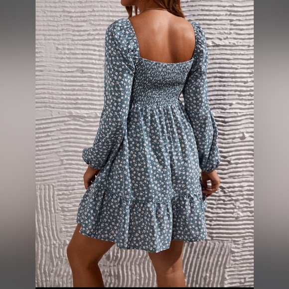 Maternity Blue Floral Long Sleeve Dress - Picture 2 of 6